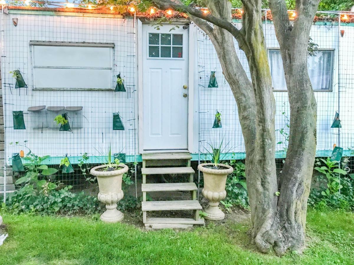 Co-Ed Dorm With Fantastic Patio! Apartment Ewing Exterior foto